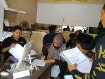 Suasana-pendaftaran-Panwaslu-kecamatan-di-Kantor-Bawaslu.jpg