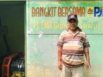 Sucipto-menunjukkan-tempat-mikrohidro-buatannya.jpg