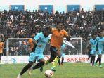 Susasana-pertandingan-Persela-Lamongan-di-Stadion-Surajaya.jpg