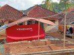 Tenda-masih-berdiri-di-sekitar-rumah-warga-Pulau-Bawean-Gresik.jpg