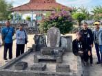 Tim-Ahli-Cagar-Budaya-TACB-Sampang-saat-mengukur-dan-mendata-Situs-Panji-Laras.jpg