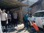 BREAKING NEWS: Balon Udara Berisi Petasan Jatuh di Rumah Warga Tulungagung, Rumah dan Mobil Rusak