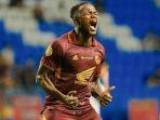 Victor-Mansaray-striker-asing-PSM-Makassar-yang-dikaitkan-ke-Persebaya-Surabaya.jpg
