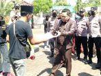 Warga-miskin-Bangkalan-kelaparan-akibat-korupsi.jpg