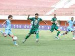 Yan-Victor-bek-Persebaya-tengah-diharapkan-jadi-tembok-kokoh-Bajul-Ijo-saat-vs-Persija.jpg