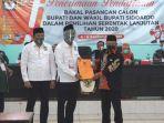 bakal-pasangan-calon-muhdlor-bandi-mendaftar-ke-kpu-sidoarjo.jpg