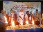 bakar-rokok-ilegal-Situbondo1.jpg