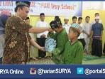 berita-gresik-jatim-santunan-yatim_20160506_195045.jpg