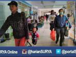 berita-surabaya-penumpang-di-terminal-purabaya-surabaya_20160704_181251.jpg
