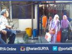 berita-surabaya-petugas-dishub-terminal-melancarkan-mudik-2016_20160713_195433.jpg