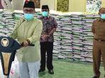 bupati-pamekasan-baddrut-tamamdidampingi-sekdakab-totok-hartono.jpg