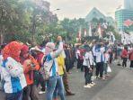 demo-buruh-jatim-di-Grahadi-Surabaya.jpg