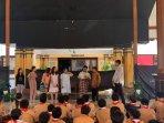 di-Pendopo-Taman-Budaya-Jawa-Timur-Kamis-2552023.jpg