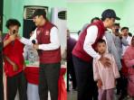 gus-ipul-berdialog-dengan-para-pelajar-dan-orang-tua-siswa-Sekolah-Rakyat.jpg