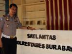 kasat-lantas-polrestabes-surabaya-akbp-made-agus-prasetya-kapolres-magetan_20150514_220034.jpg
