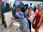 kedatangan-turis-mancanegara-di-Pulau-Bawean-Gresik-Jatim.jpg