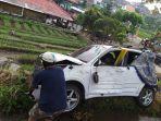 kondisi-mobil-toyota-rush-alami-kecelakaan-di-jalan-cangar-pacet.jpg