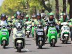 konvoi-motor-listrik-Hari-Listrik-Nasional.jpg