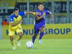 laga-barito-putera-vs-persik-kediri.jpg