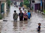 luapan-banjir-Mojokerto.jpg