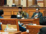 mahasiswa-kuliah-di-DPRD-Pasuruan.jpg