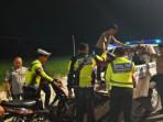membahayakan-pengguna-jalan-yang-lain-termasuk-diri-sendiri.jpg