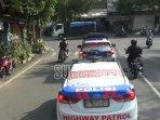 mobil-incar-saat-beroperasi-di-ruas-jalan-di-kabupaten-trenggalek.jpg