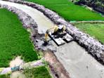 normalisasi-sungai-di-Kabupaten-Sidoarjo-Jatim-13102025.jpg