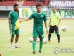 osvaldo-haay-1012020.jpg