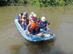 patroli-air-di-sepanjang-Sungai-Surabaya.jpg