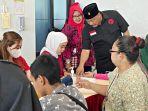 pengobatan-gratis-RS-Apung-Laksamana-Malahayati-di-Pelabuhan-Gresik.jpg