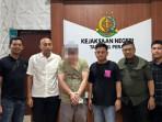 4 Tahun Buron Usai Kasasi, Terdakwa Penipuan Rp 5 M di Surabaya Ditemukan Santai di Rumah Makan