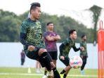 persiapan-jelang-menjamu-Persipura-di-Stadion-Tuban-Sport-Center-Jumat-1122024-sore.jpg