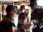 sejumlah-paket-sembako-untuk-masyarakat-yang-belum.jpg