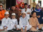 wabup-gresik-berlebaran_20160706_164357.jpg