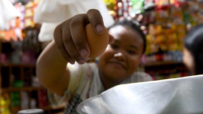 Pasca Libur Lebaran 2024, Harga Bahan Pokok di Pasar Keputran Surabaya Kembali Normal - Harga-Telor-Pasar-Keputran-Surabaya-Terbaru.jpg