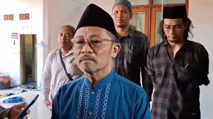 Ketua Alumni Ponpes Al Khoziny Sidoarjo mewakili pihak pengurus  KH. M. Zainal Abidin