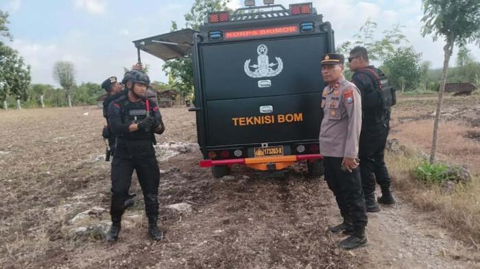 Penjinak Bom Polda Jatim Turun Tangan, Petani di Tuban Temukan Mortir di Tengah Sawah