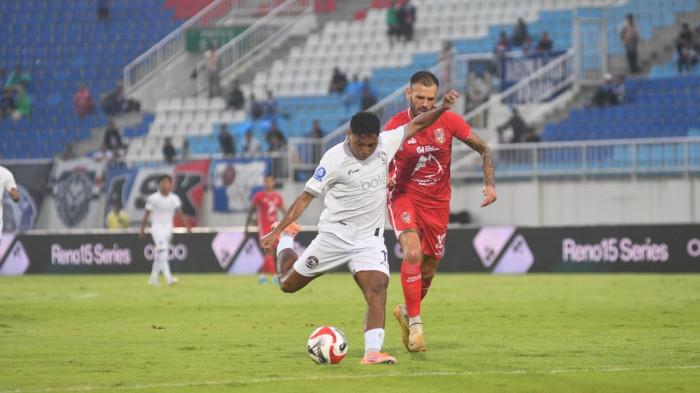 SUPER LEAGUE - Duel Arema FC vs Malut United di Stadion Kanjuruhan, Kabupaten Malang, Jumat (3/4/2026). Duel ini merupakan lanjutan Super League 2025/2026.