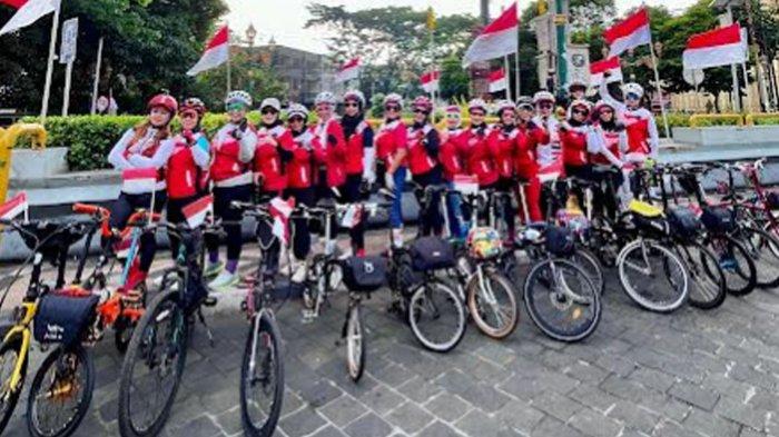 Komunitas Srikandi 2 Pedal Malang, Sita Mayura Dandan Dulu Sebelum Berangkat Gowes