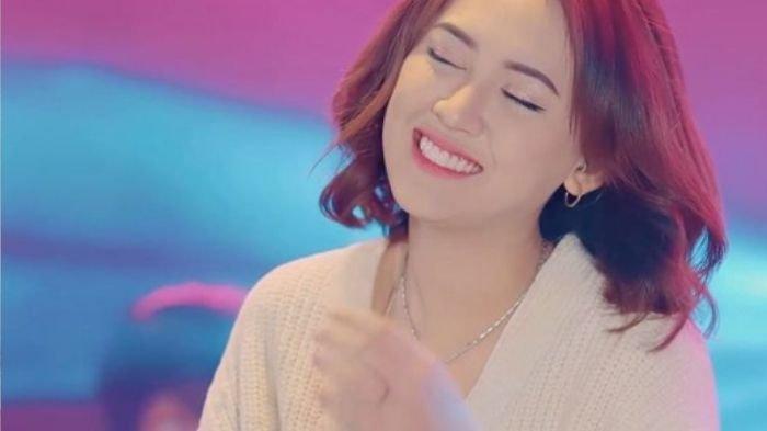 Arti Lagu Full Senyum Sayang dan Chord versi Happy Asmara, Kini Trending di Berbagai Platform Media