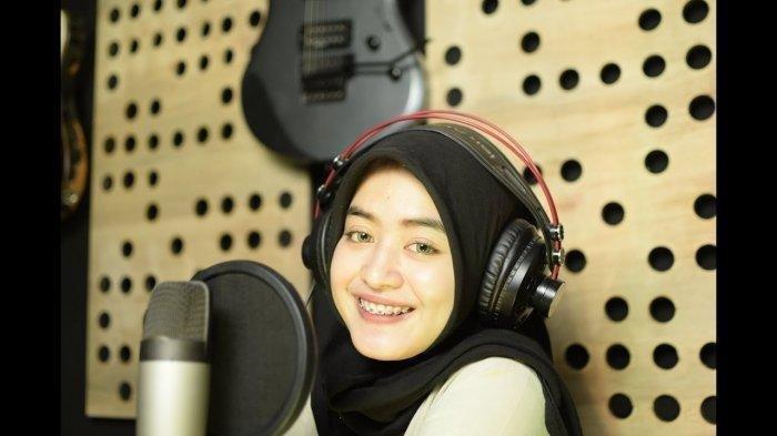 Chord Gitar Angin Dalu Woro Widowati, Lengkap dengan Link Download MP3 dan Video Klipnya