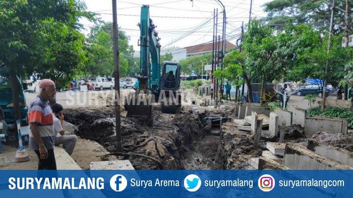 Ini Penjelasan Pembangunan Crossing Drainase Jalan Majapahit yang Sebabkan Kemacetan Kota Malang