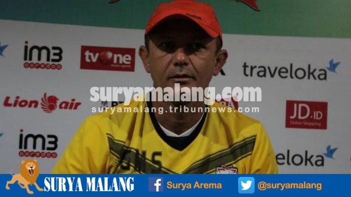 Pelatih Madura United, Gomes De Oliviera  Ungkap Susahnya Dapat Satu Poin di Kandang Arema FC