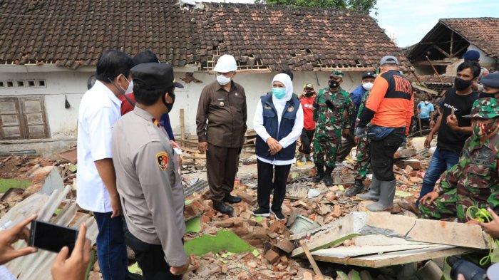 Gubernur Khofifah Berikan Bantuan untuk Korban Terdampak Gempa di Malang Selatan