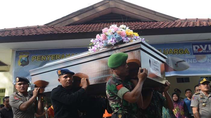 Korban Tinggal Pinggul dan Tulang Kaki