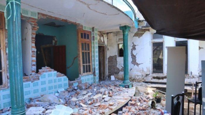 Dampak Gempa di Malang, Warga Sidodadi Galangdowo Belum Tersentuh Bantuan Pemerintah