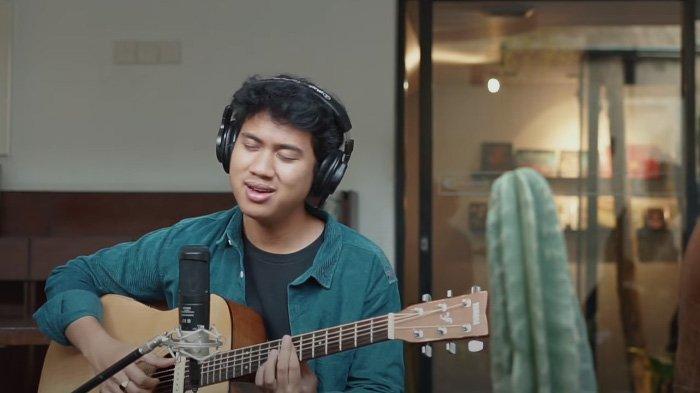 Lirik Lagu Keep You Safe Yahya dan Chord Gitar Lengkap dengan Terjemahannya