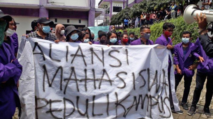 Mahasiswa Unitri Malang Demo Minta Potongan SPP 50 Persen, Pihak Kampus Bersikukuh 20 Persen