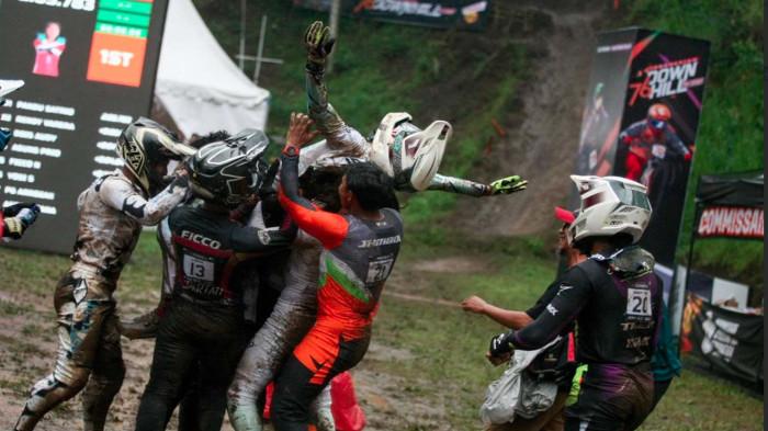 Downhiller Muda Asal Kota Batu, Pandu Raih Gelar Juara Umum 76 Indonesian Downhill 2025 di Klemuk